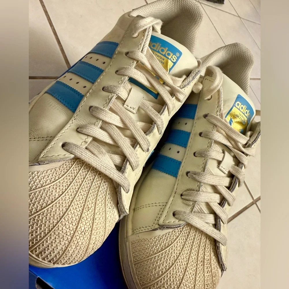 ADIDAS Superstar Messi Argentina colors sz US  M7/W8